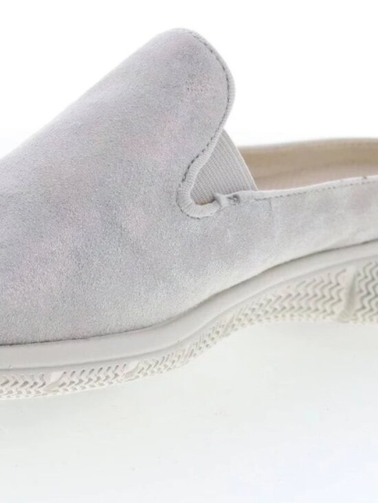 Trotters Shoes - Trotters Women's Slip-On Athletic Shoes in Silver/Light Gray